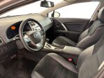 Toyota Avensis 2015 Ruskea (beige)