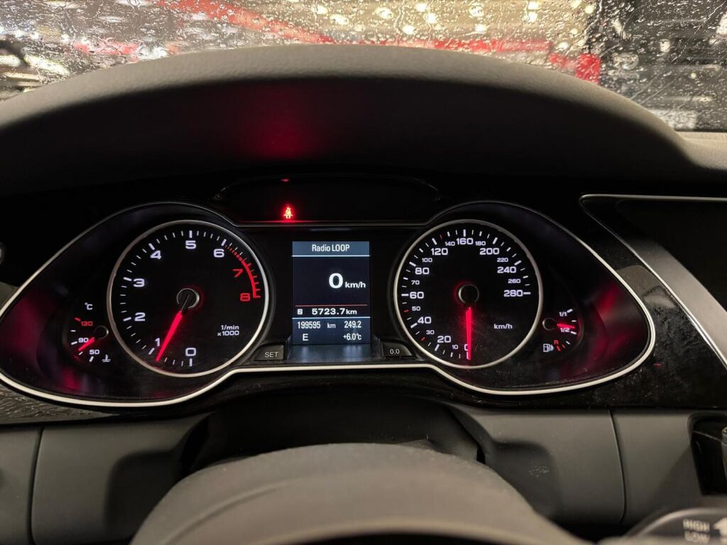 Audi A4 2014 Valkoinen