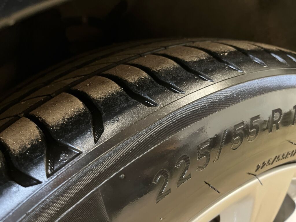 BMW 320 Gran Turismo 2015 Musta