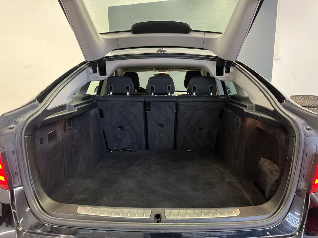 BMW 320 Gran Turismo 2015 Musta