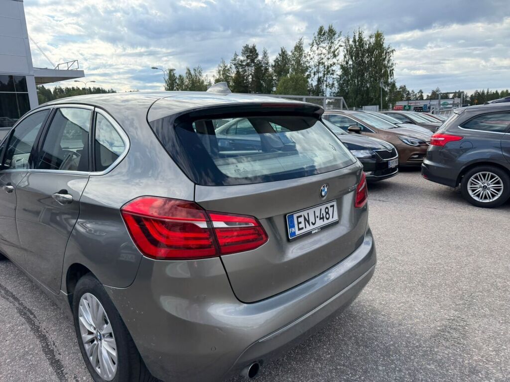 BMW 218 2015 Hopea