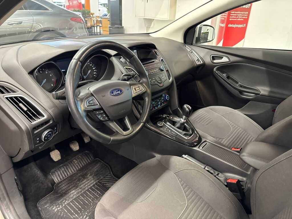 Ford Focus 2015 Harmaa