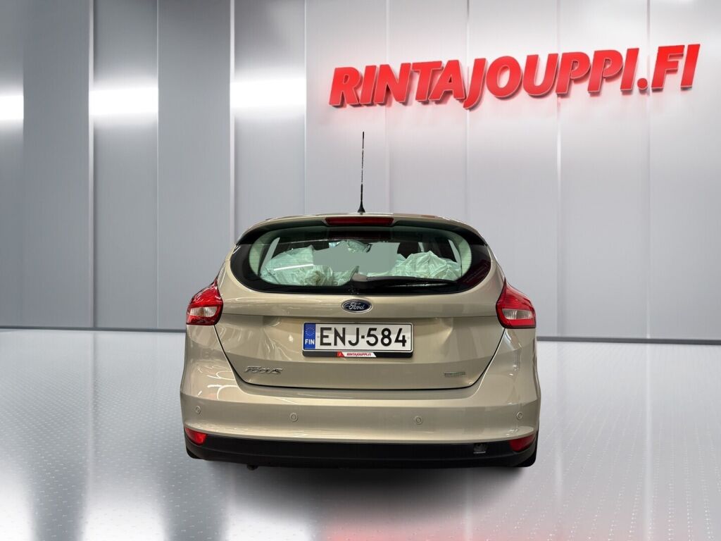 Ford Focus 2015 Harmaa