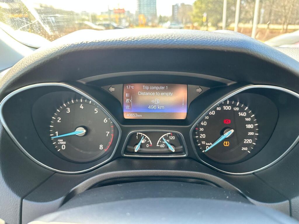 Ford Focus 2015 Harmaa