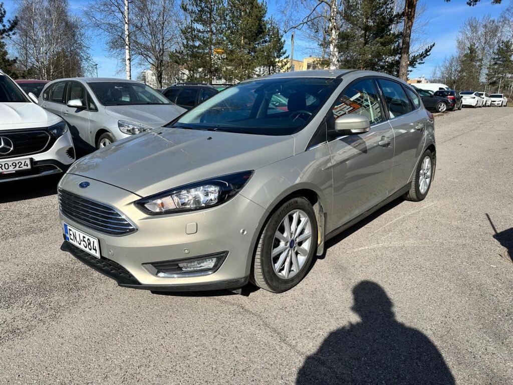 Ford Focus 2015 Harmaa