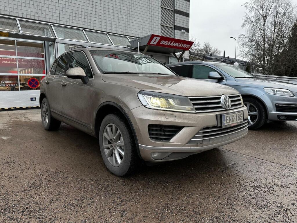 Volkswagen Touareg 2015 Keltainen