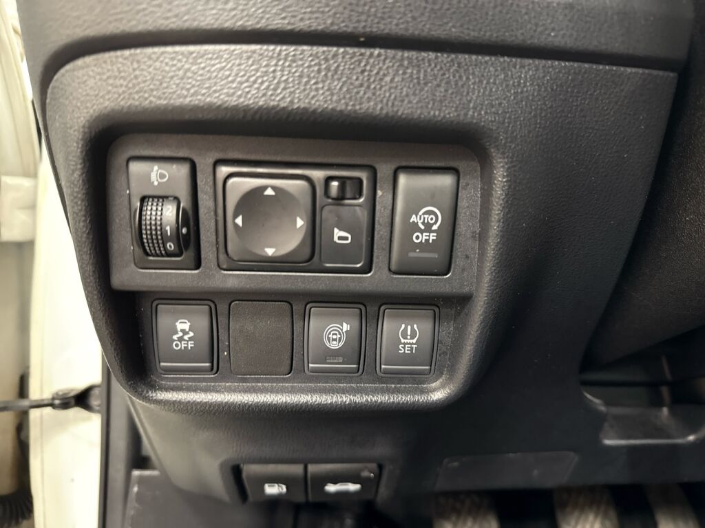 Nissan Juke 2015 Valkoinen