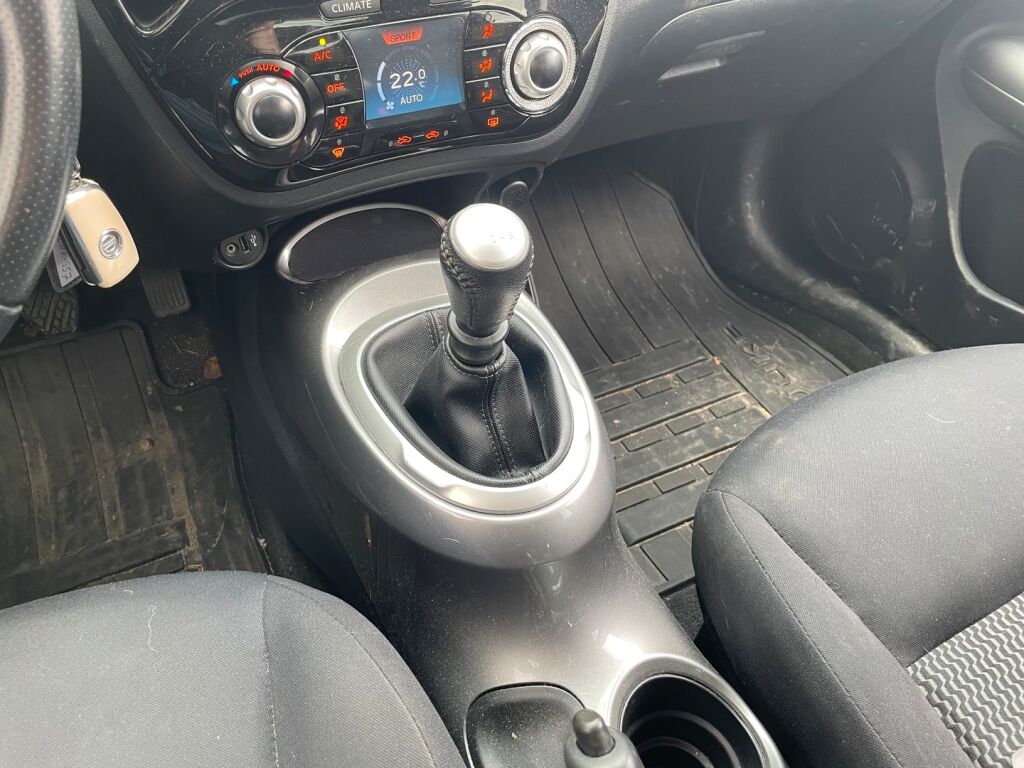 Nissan Juke 2015 Harmaa