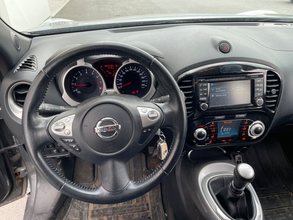 Nissan Juke 2015 Harmaa