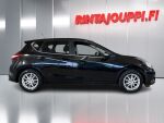 Nissan Pulsar 2015 Musta