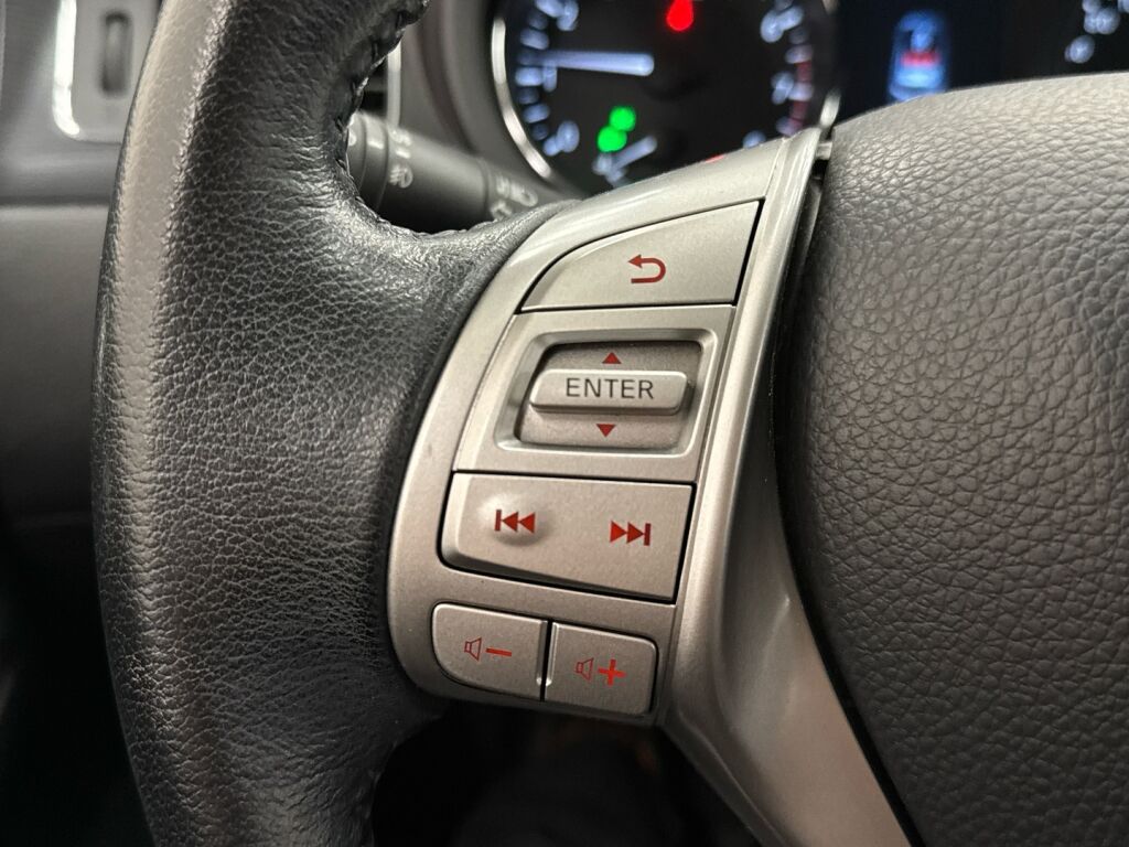 Nissan Pulsar 2015 Valkoinen