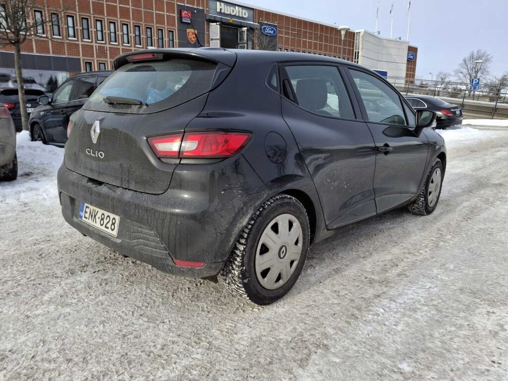 Renault Clio 2014 Musta