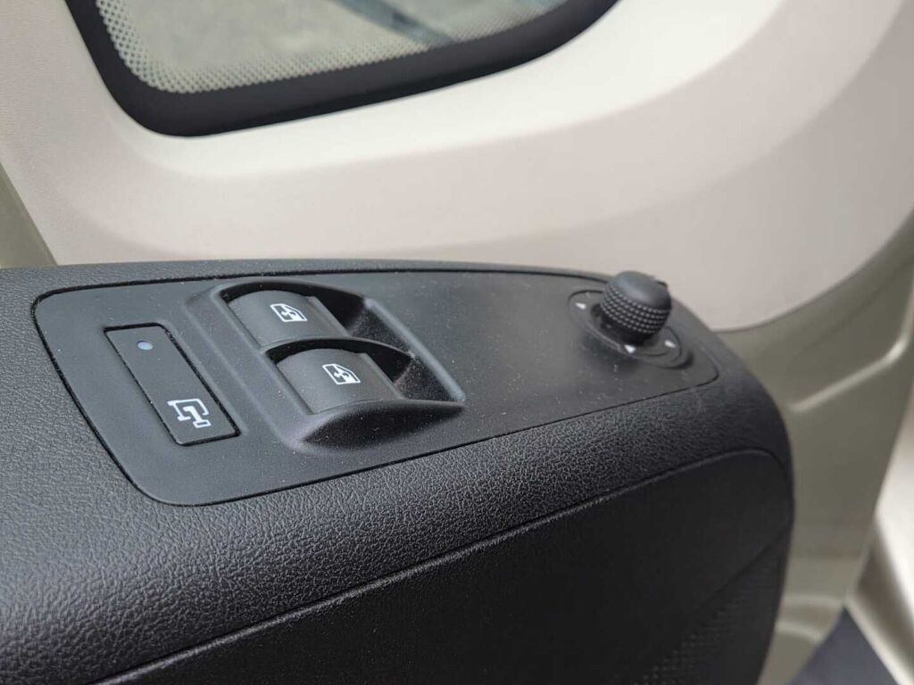Peugeot Boxer 2015 Ruskea (beige)