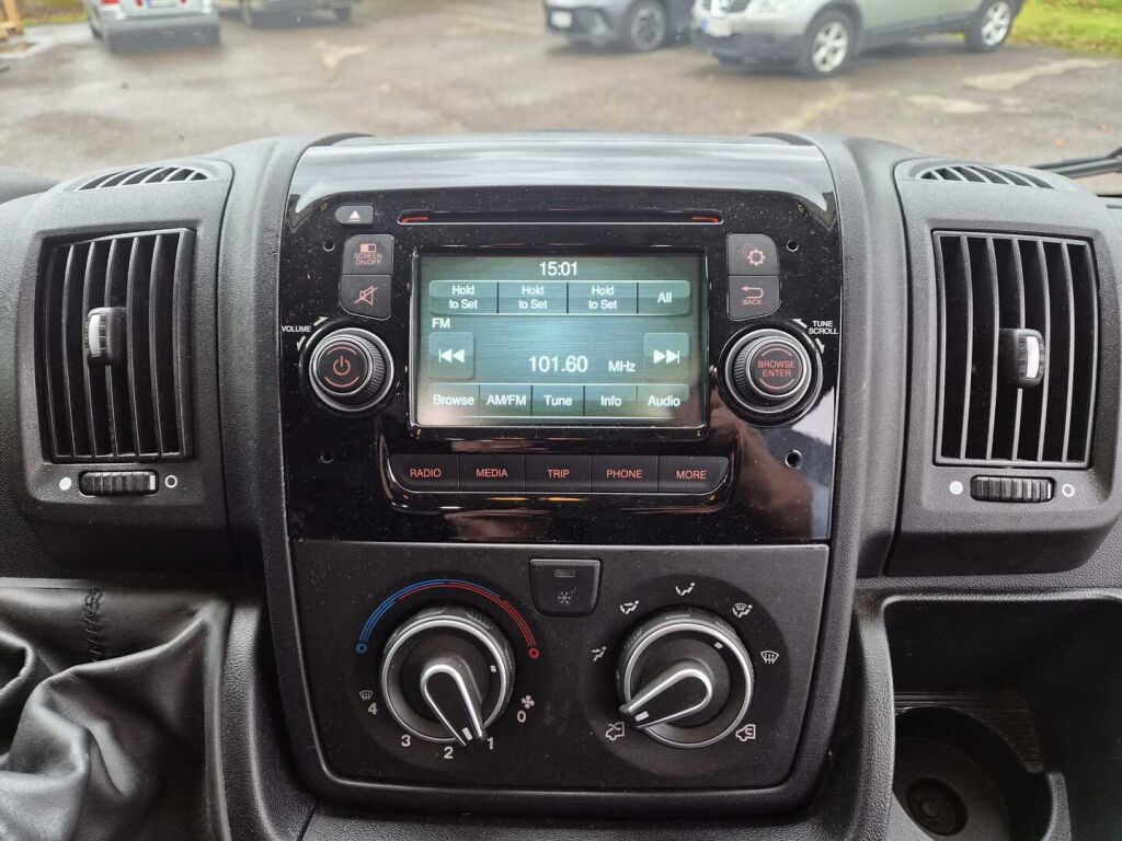 Peugeot Boxer 2015 Ruskea (beige)