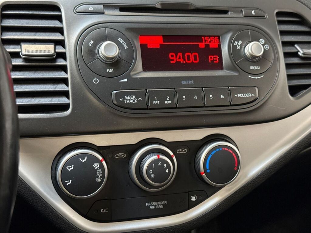Kia Picanto 2016 Musta