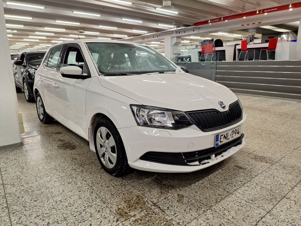 Skoda Fabia 2015 Valkoinen
