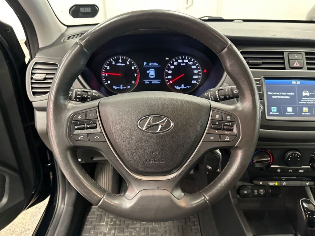 Hyundai i20 Hatchback 2019 Musta