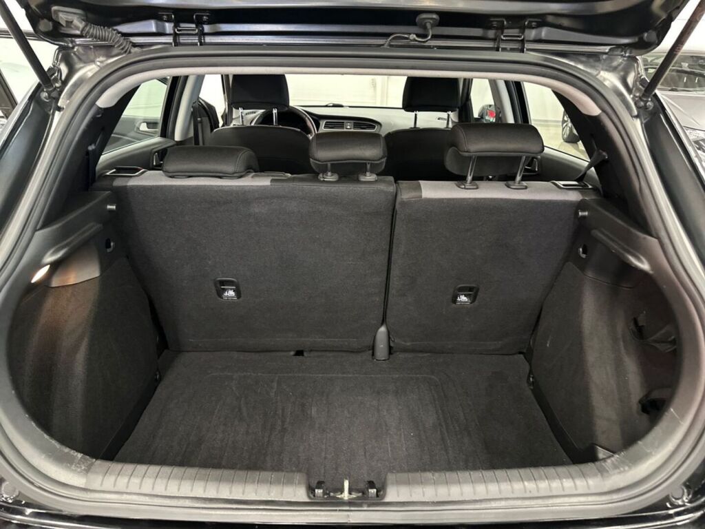 Hyundai i20 Hatchback 2019 Musta