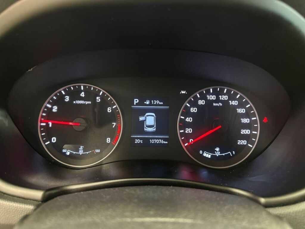 Hyundai i20 Hatchback 2019 Musta