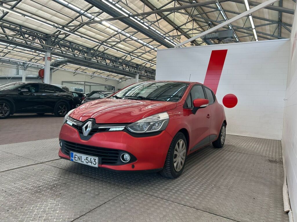 Renault Clio 2015 Punainen