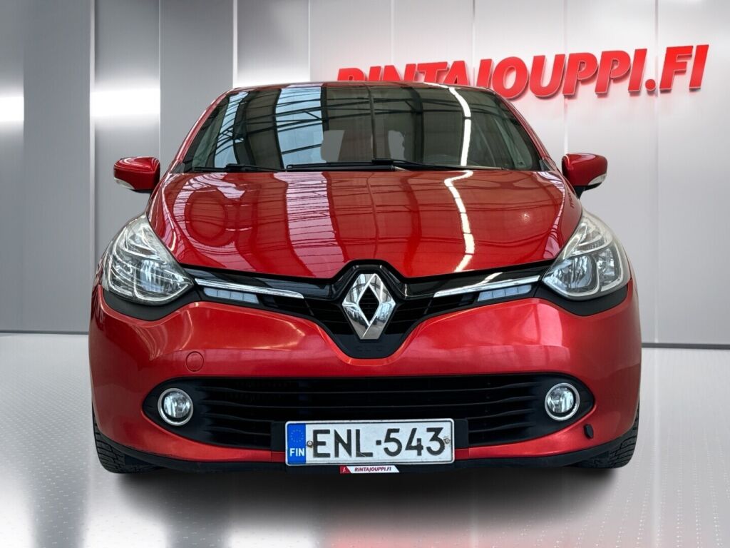 Renault Clio 2015 Punainen