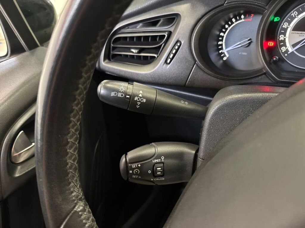 Citroen C3 2015 Musta