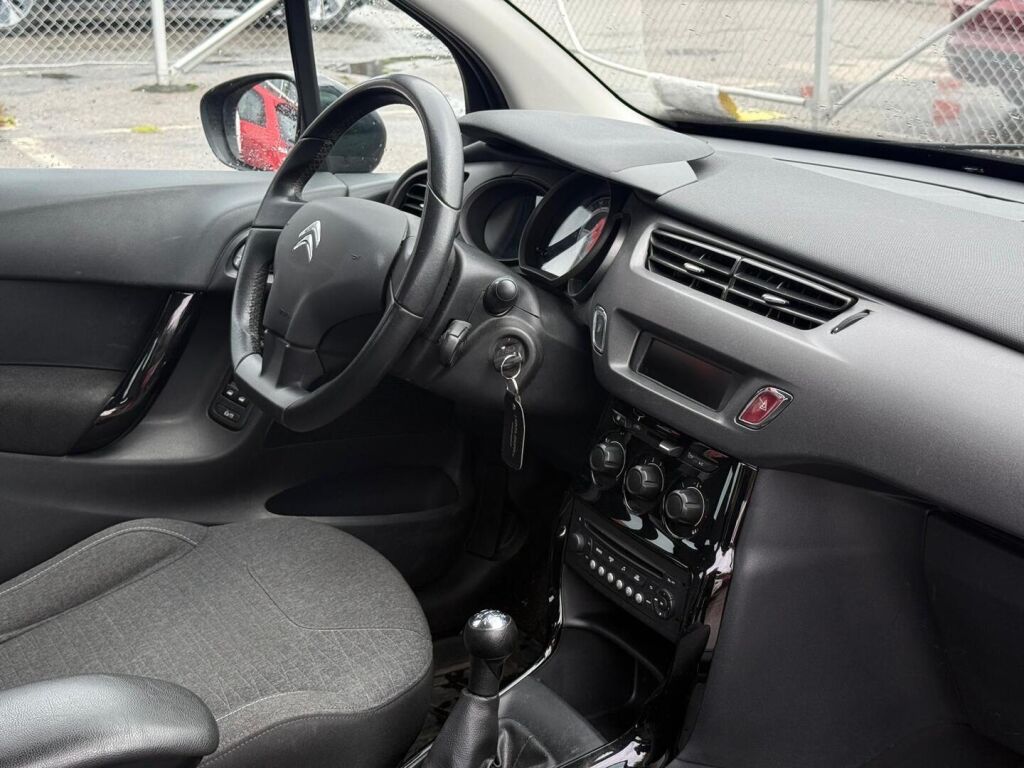 Citroen C3 2015 Musta