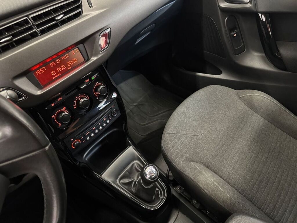 Citroen C3 2015 Musta