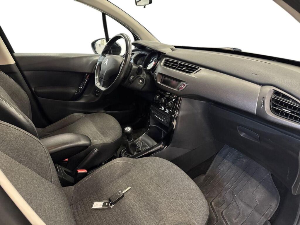Citroen C3 2015 Musta
