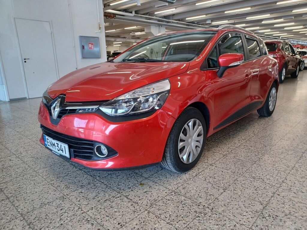 Renault Clio 2015 Punainen