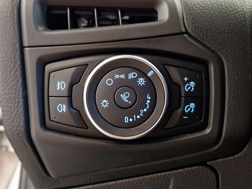 Ford Focus 2015 Harmaa