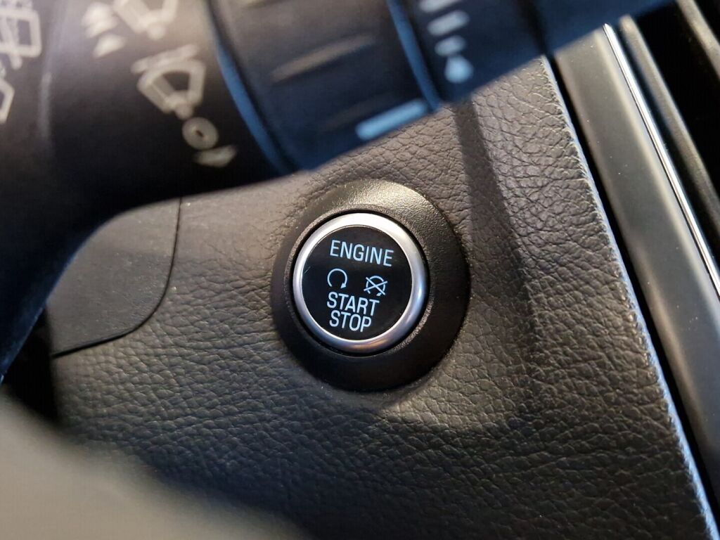 Ford Focus 2015 Harmaa