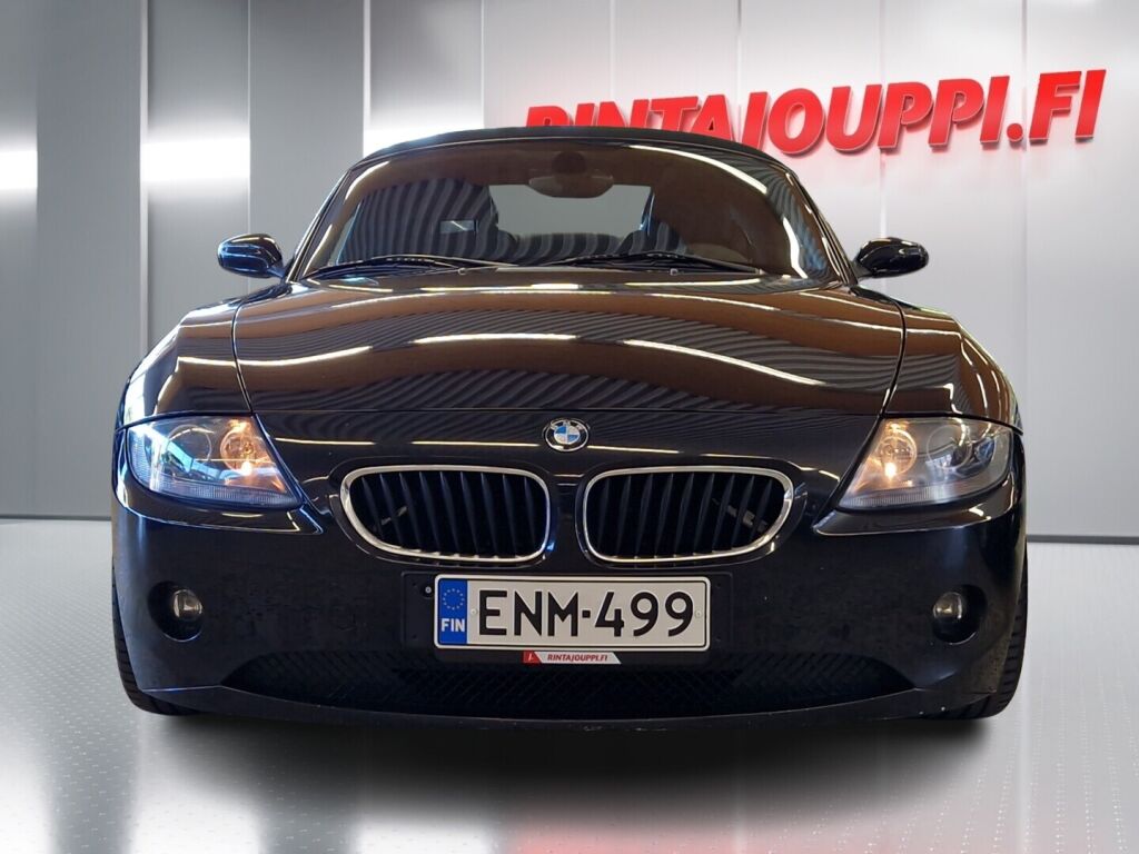 BMW Z4 2005 Musta