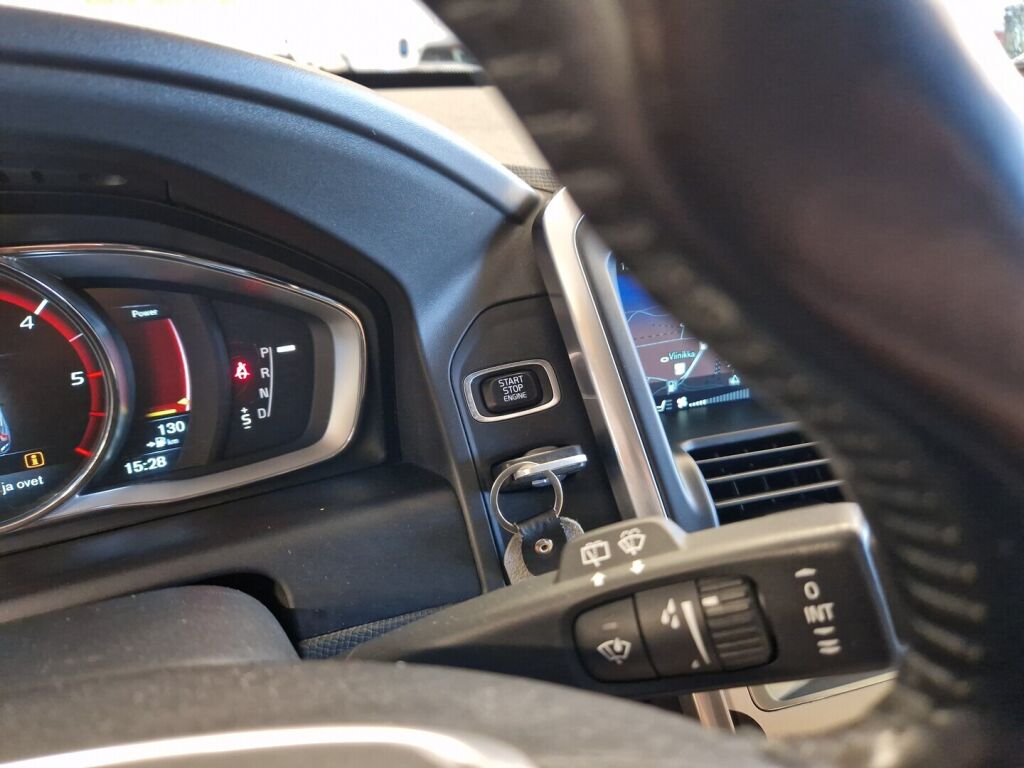 Volvo XC60 2015 Valkoinen