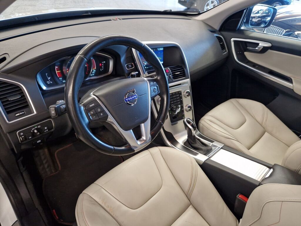 Volvo XC60 2015 Valkoinen