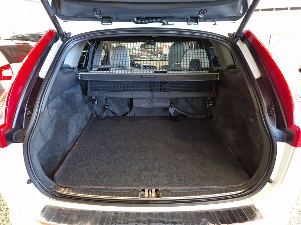 Volvo XC60 2015 Valkoinen