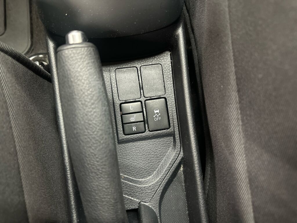 Toyota Yaris 2015 Harmaa