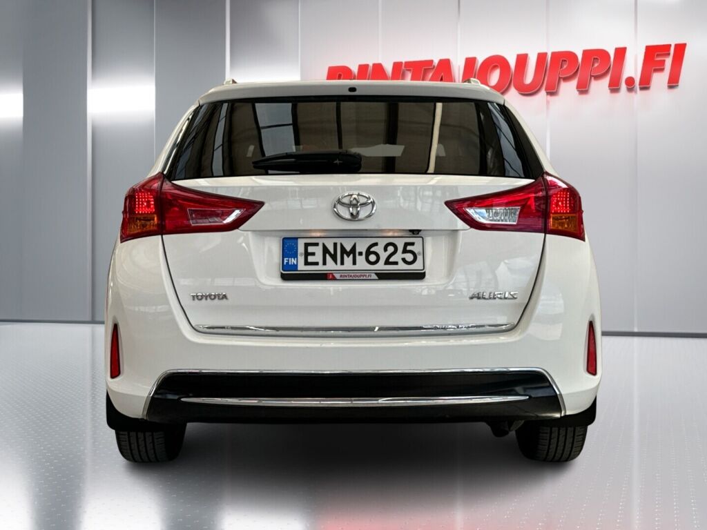 Toyota Auris 2015 Valkoinen