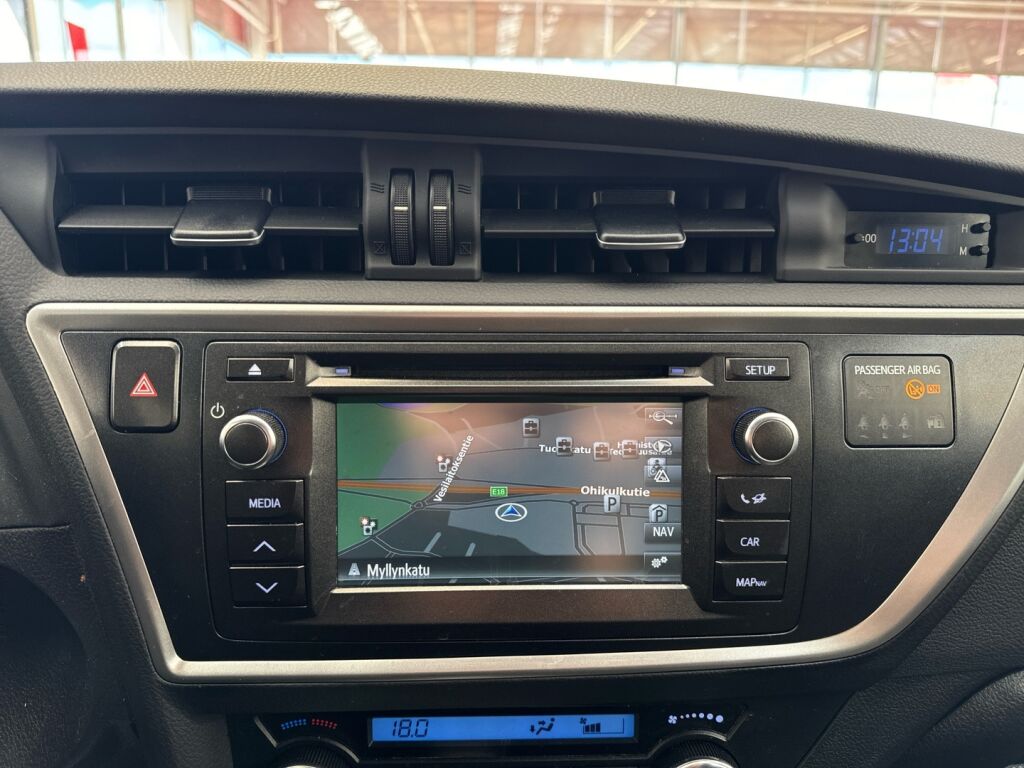 Toyota Auris 2015 Valkoinen
