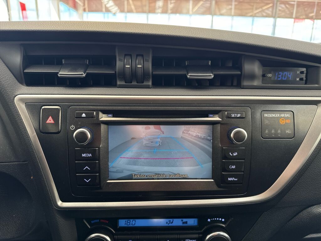 Toyota Auris 2015 Valkoinen