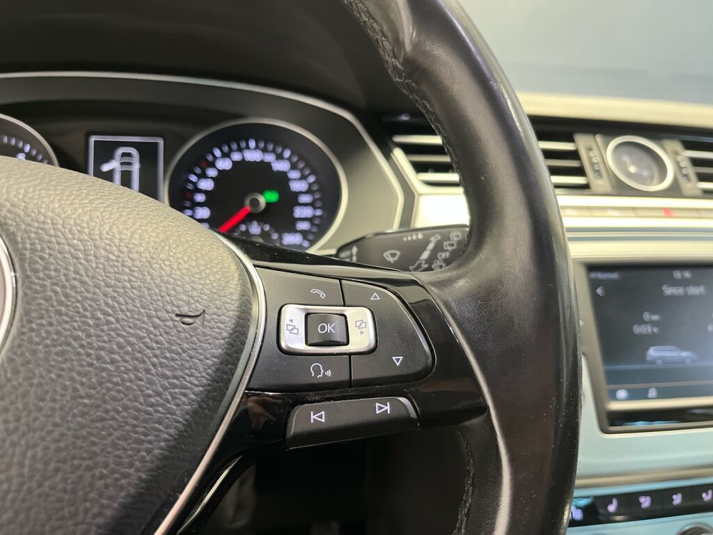 Volkswagen Passat 2015 Valkoinen