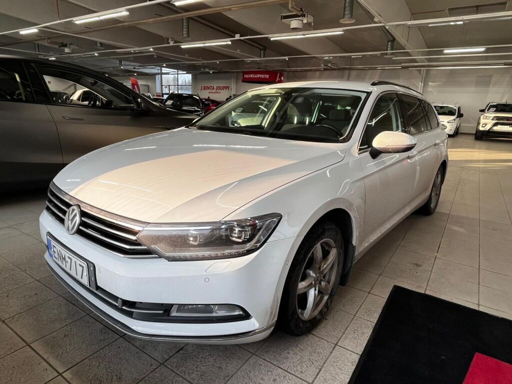 Volkswagen Passat 2015 Valkoinen