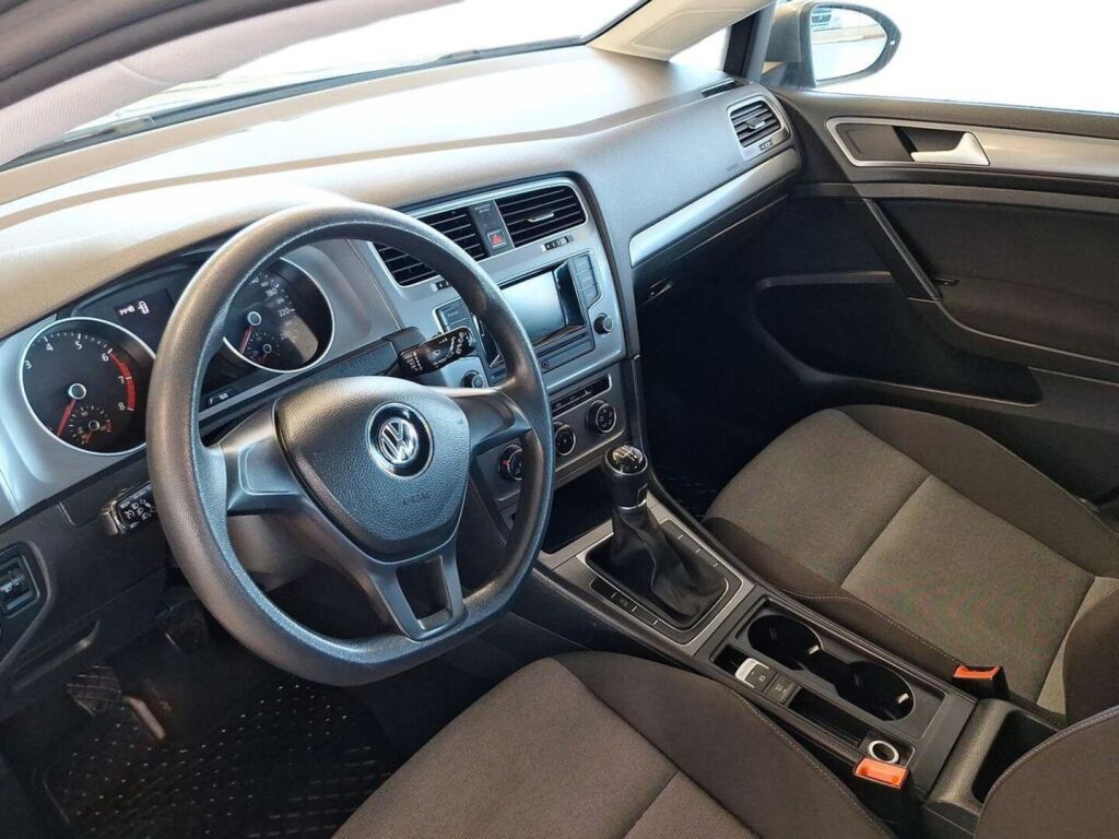 Volkswagen Golf 2015 Harmaa