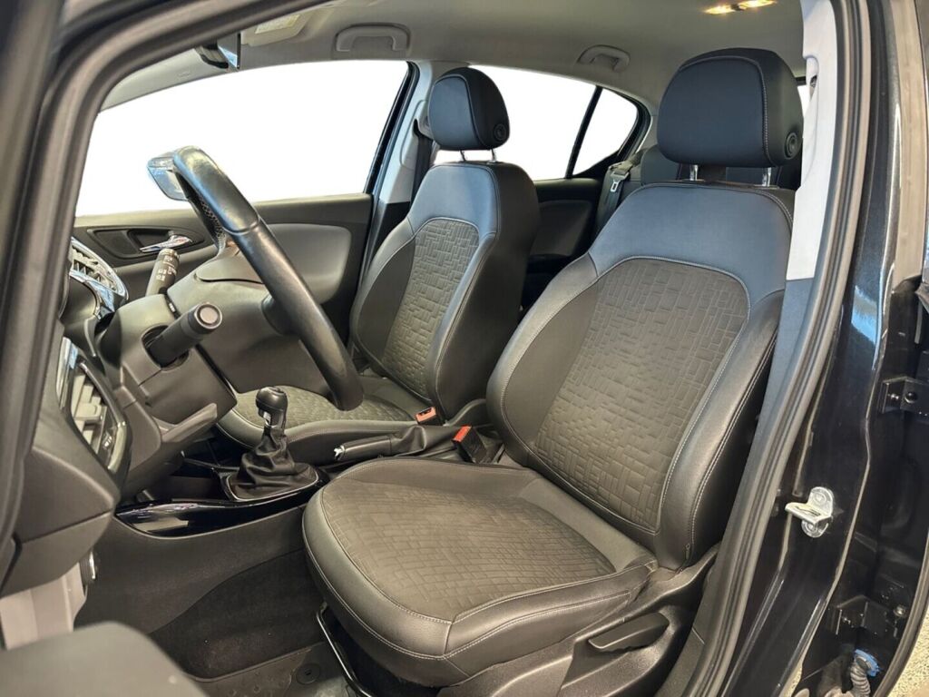 Opel Corsa 2015 Musta