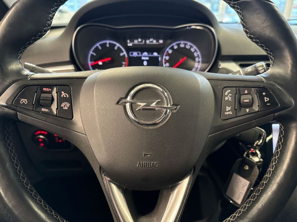 Opel Corsa 2015 Musta
