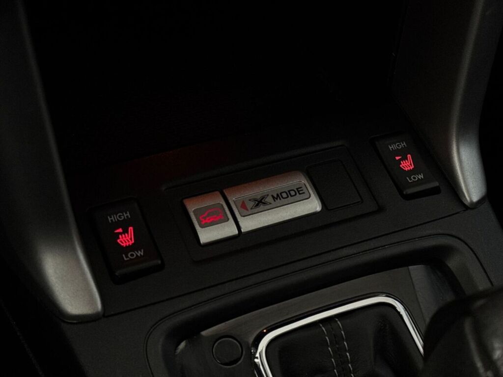 Subaru Forester 2015 Harmaa