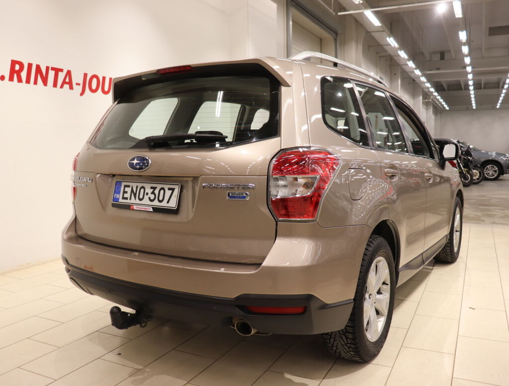 Subaru Forester 2015 Harmaa