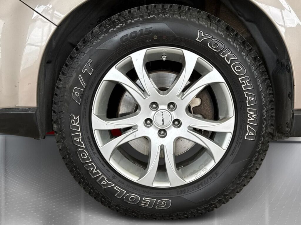 Subaru Forester 2015 Harmaa