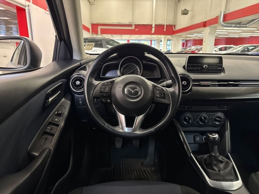 Mazda Mazda2 2015 Harmaa