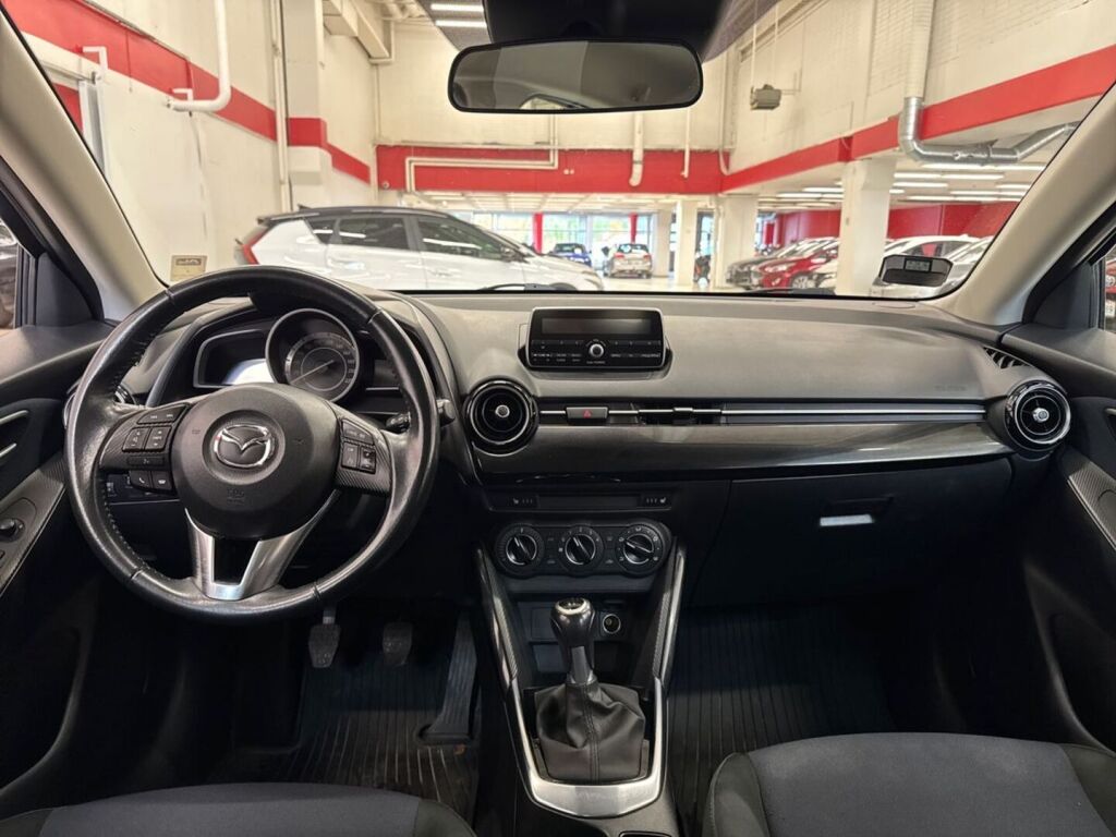Mazda Mazda2 2015 Harmaa